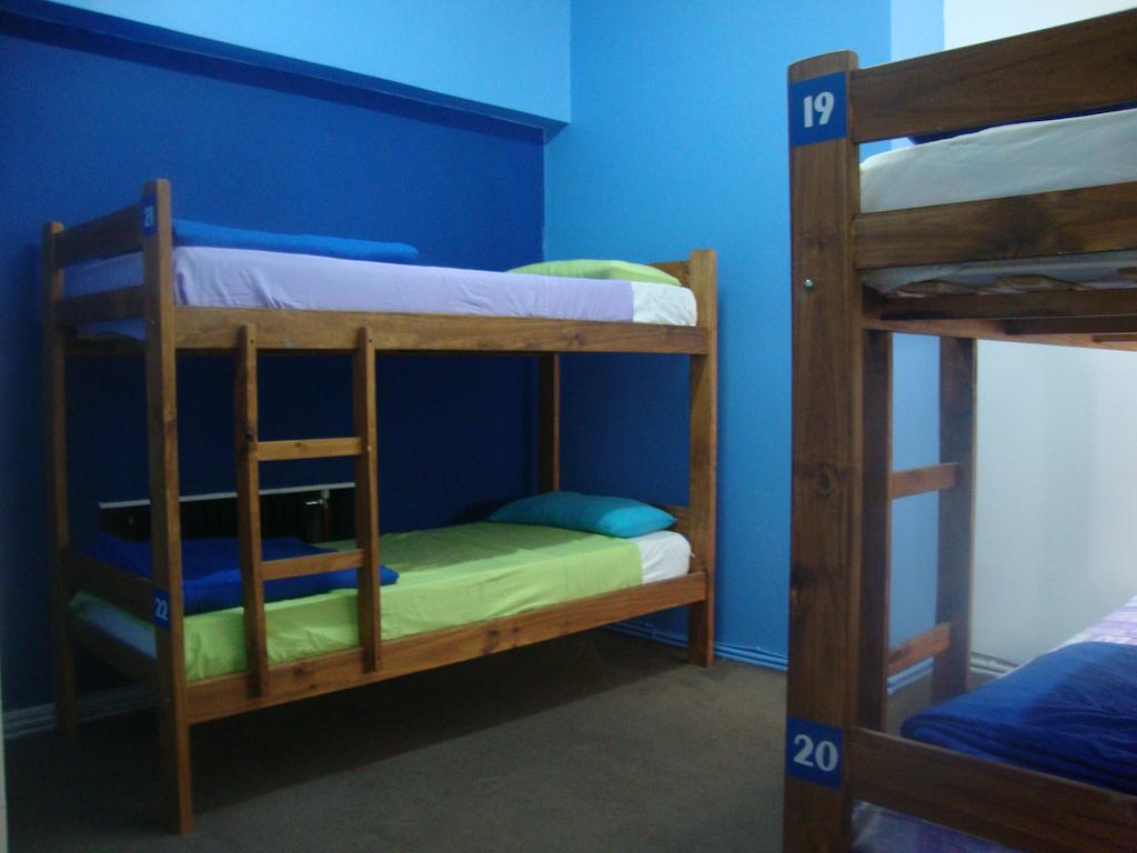 El Intercultural Hostel La Plata Phòng bức ảnh