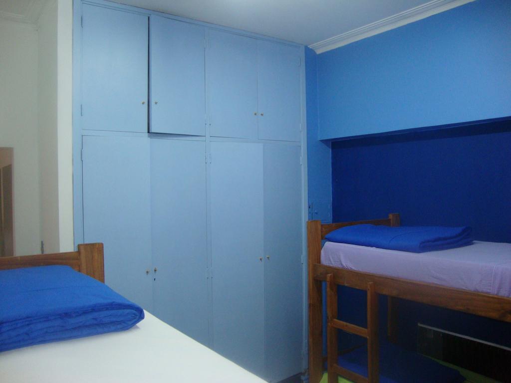 El Intercultural Hostel La Plata Phòng bức ảnh