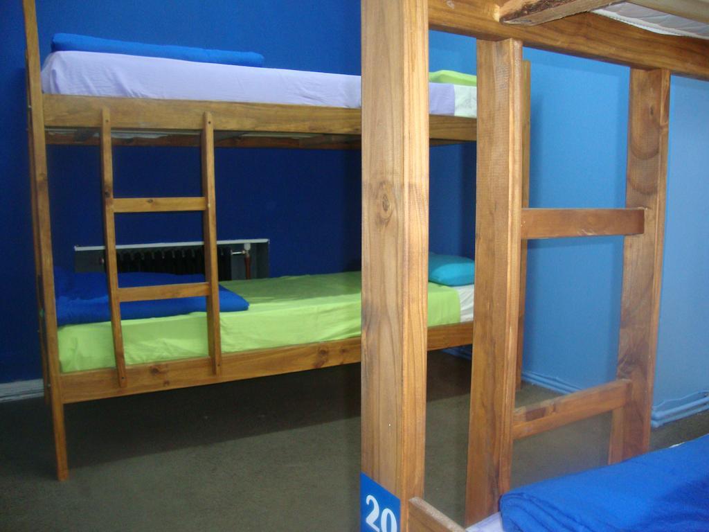 El Intercultural Hostel La Plata Phòng bức ảnh