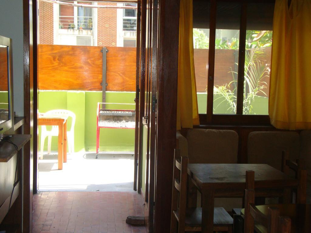 El Intercultural Hostel La Plata Ngoại thất bức ảnh
