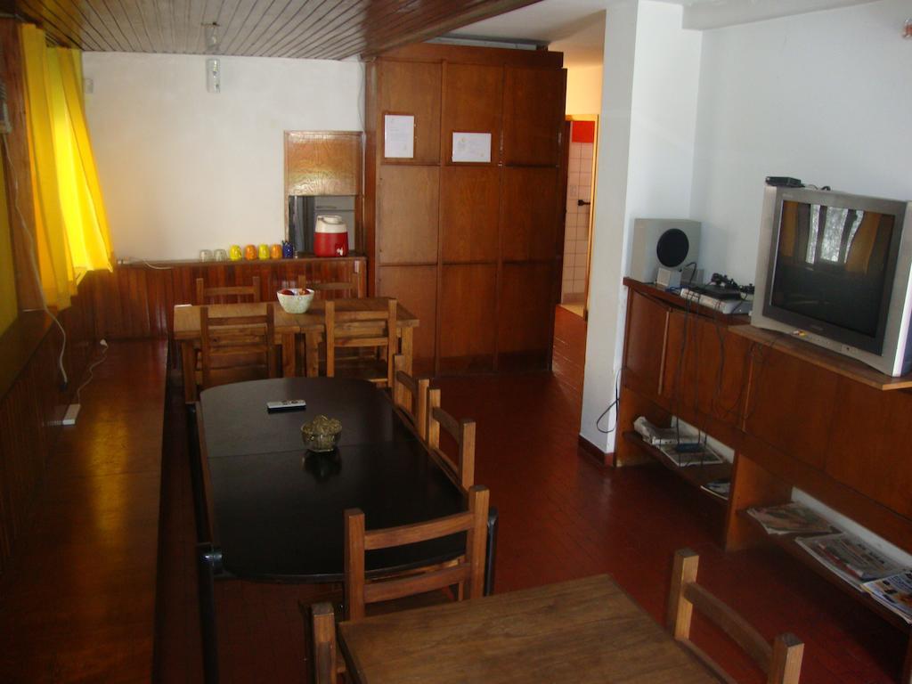 El Intercultural Hostel La Plata Ngoại thất bức ảnh