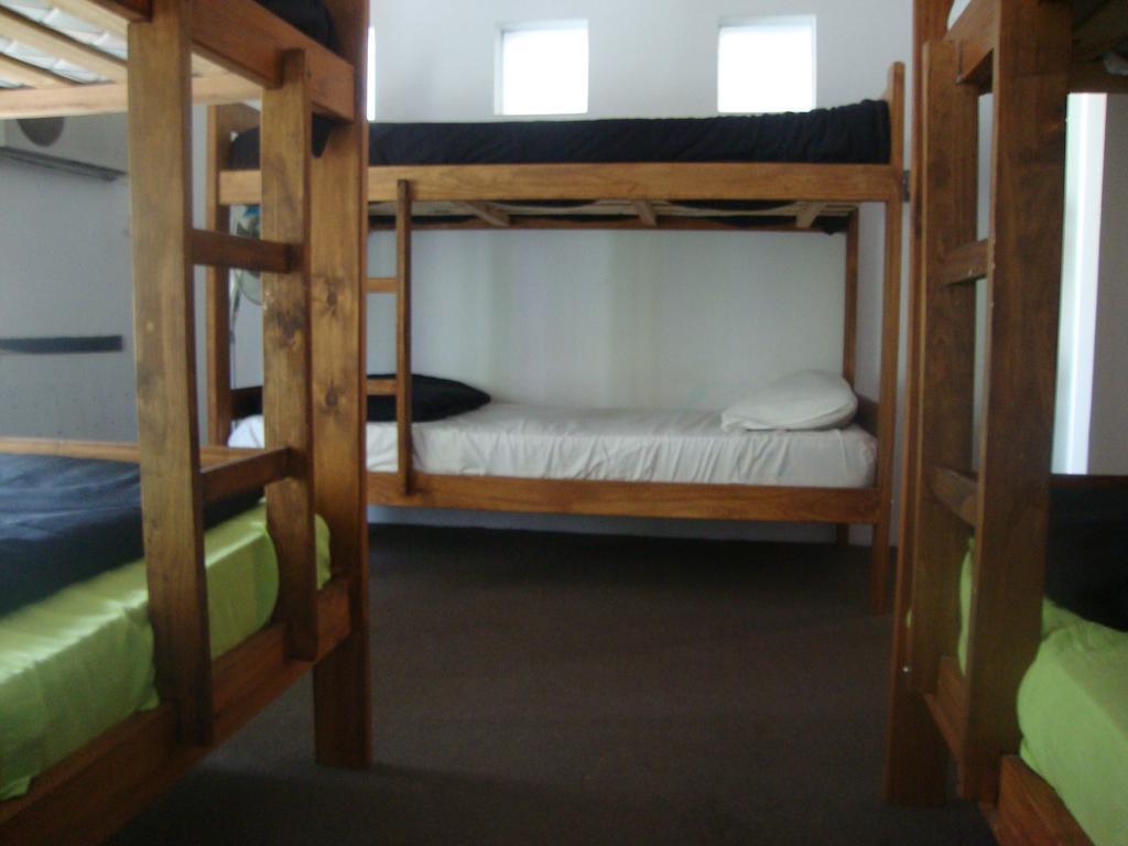 El Intercultural Hostel La Plata Phòng bức ảnh